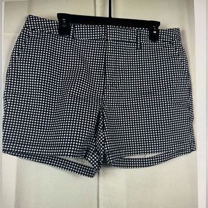 Tommy Hilfiger Womens Size 14 Plaid White blue Shorts NWOT